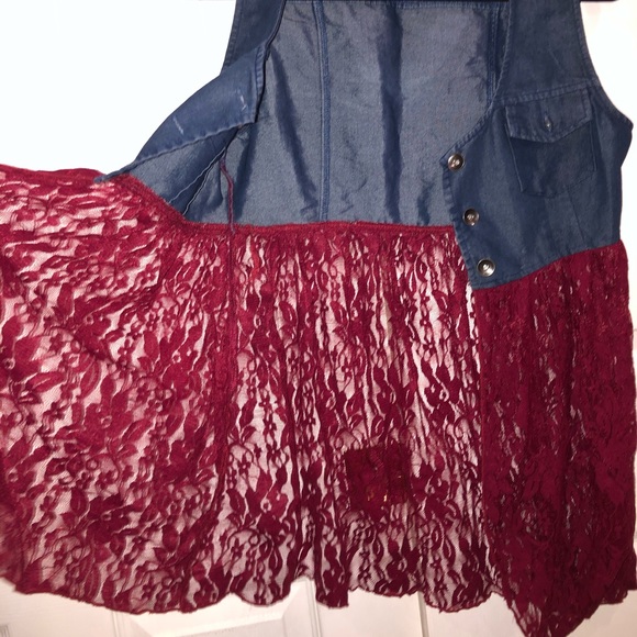 Lace Bottom Tank Top - Picture 9 of 10